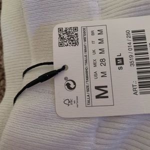 Zara Pants - Zara knit pants with black detail Zara Pants - Zara knit pants with black detail